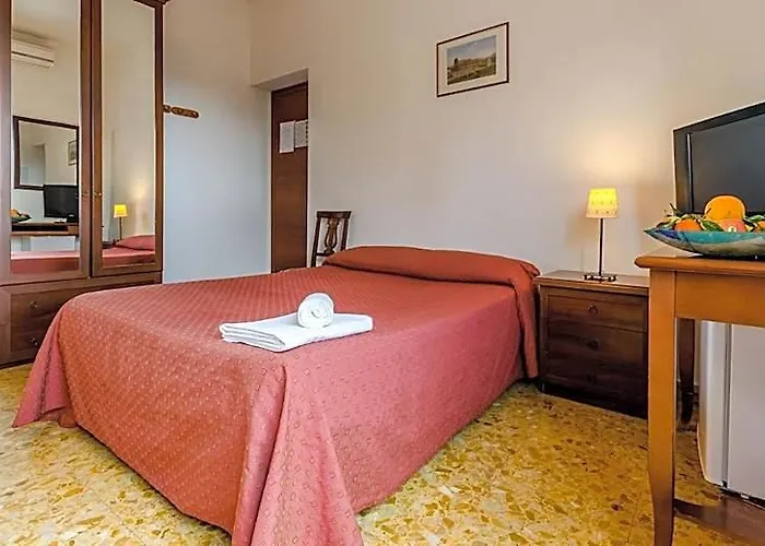 Antico Acquedotto Hotel 3*