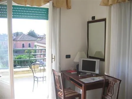 Hotel Antico Acquedotto Rome